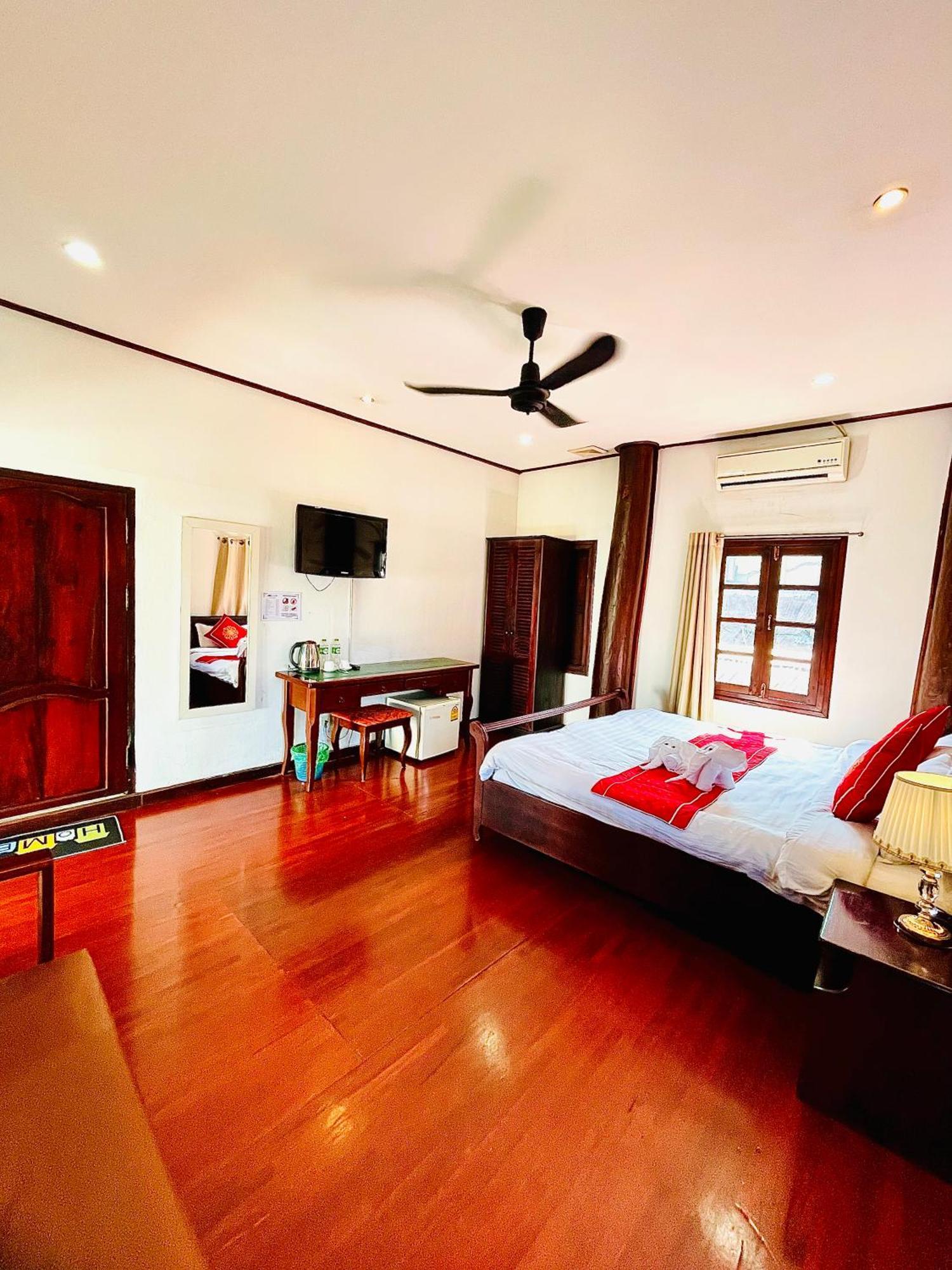 Vieng Savanh II Hotel Luang Prabang Esterno foto